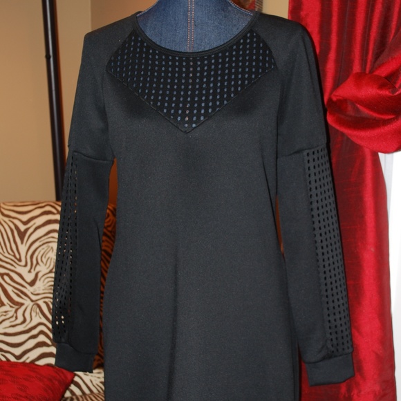 NWT FABLETICS Tilly longsleeve mini dress - Picture 2 of 7